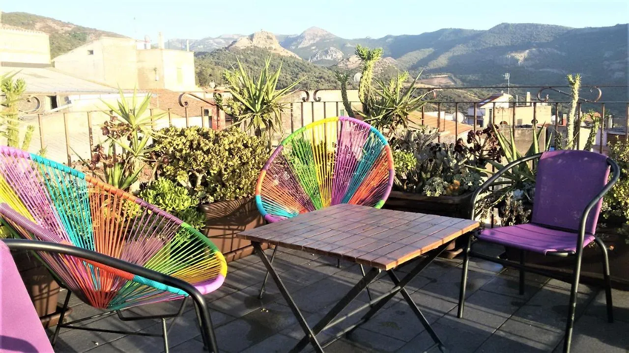 Villa Fantastic Large House With Beautiful Roof Terraces à Cuglieri Hébergement de vacances